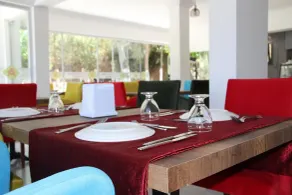 AELBİSTAN OTEL - Restaurant