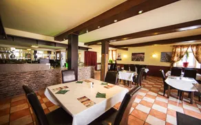 Hotel Schwan - Restaurang