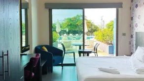 Le Six Hotel And Resort - Room