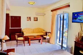 Venardos Hotel - Room