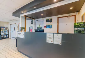 B&B HOTEL Chatellerault - Réception