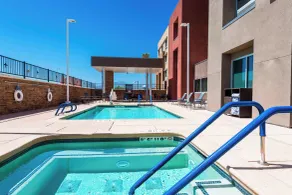 Fairfield by Marriott Inn & Suites Palm Desert Coachella Valley - Piscine
