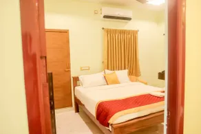 Saraswathi Auro Residency - Rum