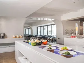 Holiday Inn Resort Wanning Shenzhou Peninsula by IHG - Restaurant