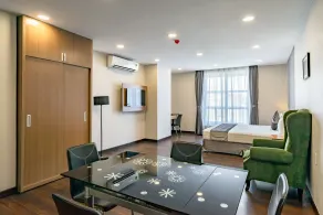 Emerald Central - Room