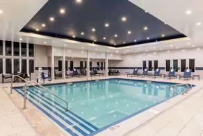 Aiden by Best Western Cape Cod - West Yarmouth - Piscine