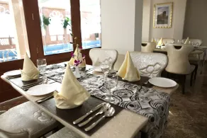 Platinum Hotel - Restaurant