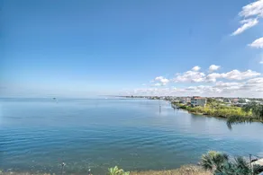 Hudson Resort Condo w/ Gulf Views & Beach! - Interiör