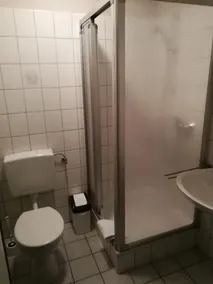 Bikerhotel Zur Schanze - Bathroom