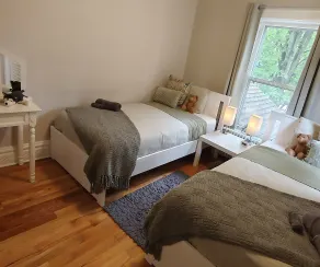 At Home in Oak Park - Room