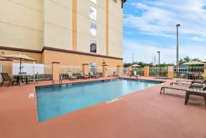 Comfort Suites Orlando International Airport - Pool