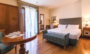 Center Hotel - Chambre