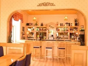 The Hill Hotel - Restaurant