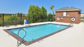 Candlewood Suites Houma by IHG - Pool