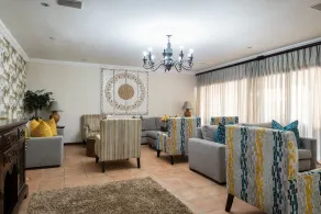 Valley Villa - Reception
