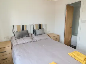 Pinecone Lodge - No 9 - Habitación