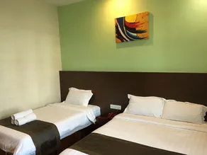 Lintas Plaza Hotel - Værelse