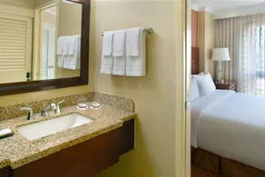 Atlanta Marriott Suites Midtown - Room