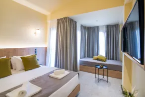 Metis Urbane Living Spaces - Room