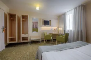 Hotel Reytan - Room