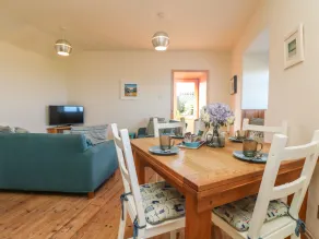 Kerensa ha-Kres - Intérieur