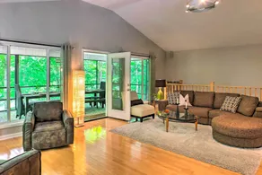 Lak Haus: Resort-style Home on Tims Ford Lake! - Interiör