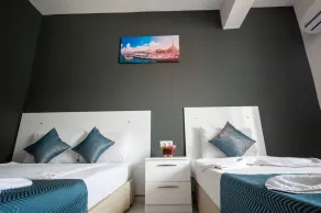 MOONBOW BEACH HOTEL - Room