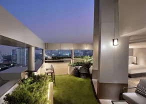 DoubleTree by Hilton Bangkok Ploenchit - Vue de la chambre