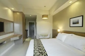 Zerenity Hotel & Suites - Room
