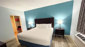 Studio 6 Suites Tiffin, OH - Zimmer