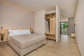 Anese Vacation Feelings - Quarto