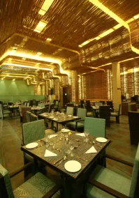 The Golden Crown Hotel & Spa, Colva - Restaurant