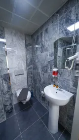 Luka Suit Hotel - Bathroom
