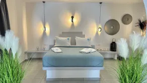 Miracles Suites - Adults Only - Room