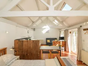The Daffodil Shed - Room
