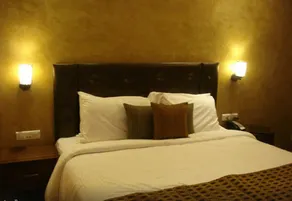 Regenta MPG Club - Room
