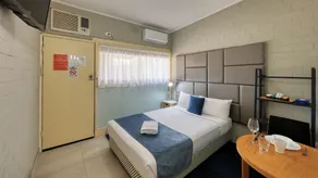 Rose City Motor Inn - Rum