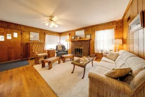 Walk to Edinboro Lake: Cozy Cottage w/ Porch! - Interior