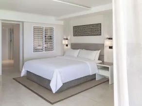Shangri-La Yanuca Island, Fiji - Room