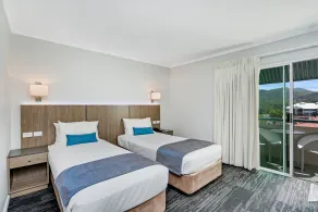 Cairns Sheridan Hotel - Room