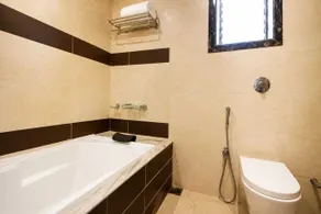 Shauryawada Resort, Alibag - Baño
