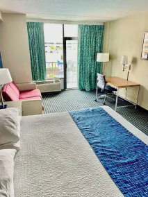 Days Inn by Wyndham Virginia Beach At The Beach - Zimmer