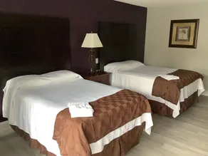 Heritage Park Inn - Chambre