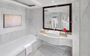 Taj Gandhinagar Resort and Spa - Bagno