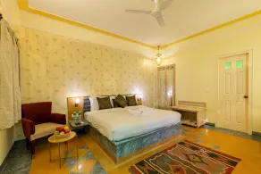 Anand Bagh Resort & Spa by Ananta - Zimmer