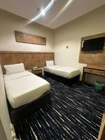 Durrat Alnamariq Hotel - Room