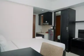Good Homey and Simply Studio Margonda Residence 3 Apartment By Travelio - Chambre