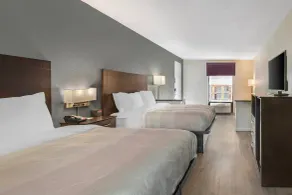 Quality Inn & Suites Live Oak I-10 Exit 283 - Rum