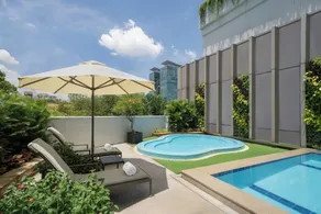 JW Marriott Hotel & Suites Saigon, The Apartments - Pool