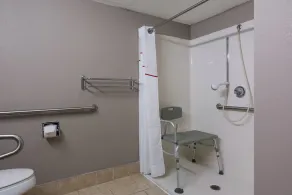 Red Roof Inn Hartford- New Britain - Bathroom